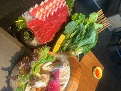 -捞王锅物料理(上海世茂广场店)