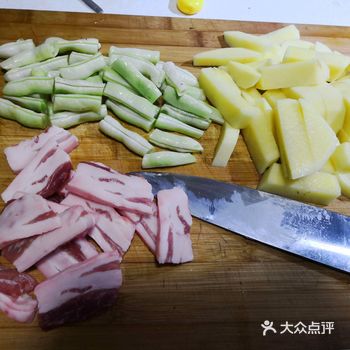 家常菜哪家强之土豆炖芸豆