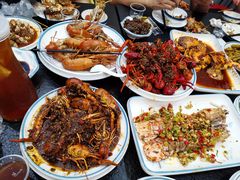 -三妹小龙虾·黄油蟹(华侨城总店)