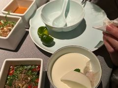 -左庭右院鲜牛肉火锅黑金店(陆家嘴中心店)