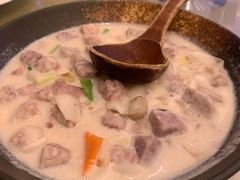 香芋百合煮苕实-沙龙酒家
