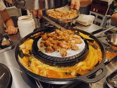 香烤九层塔鸡腿肉-小肚皮饮食店