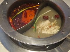 -钢管厂五区小郡肝串串香(奥克斯广场锦城万达店)