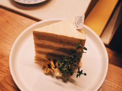 伯爵香缇奶油蛋糕-慢象咖啡(台江店)