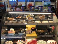 -DQ·蛋糕·冰淇淋(大宁国际商业广场店)
