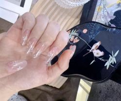 -鲸彩·美甲美睫科技护肤