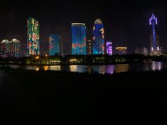 -万绿园