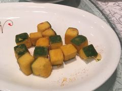 -亢龙太子酒轩(东湖店)