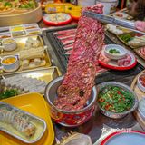 重庆首家川渝烤肉店🔥烤肉春卷真的绝哭❗️