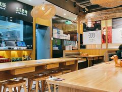大堂-胡子大厨·超级小炒肉(晶耀前滩店)