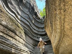 -梭布垭石林景区