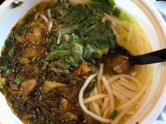 -正宗李家土鸡米线店