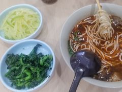 -李先生牛肉面大王(东营凯莱店)