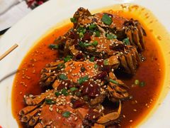 -肥肥虾庄·金牌油焖大虾(汉街SKP店)