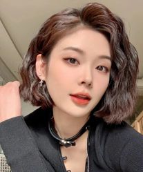 -苑苑发型设计