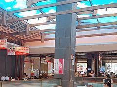 -阿瓦山寨·湘菜现炒·剁椒鱼头王(咸阳总店)