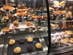 面包甜点陈列柜-星巴克(西安李家村万达店)