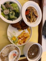 -乐茵敔山湾月子中心(独栋湖景店)