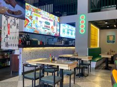 -七爷清汤腩·港式茶餐厅(世博店)