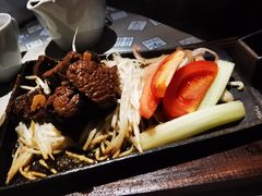 -穹六人间 people 6(岳阳路店)
