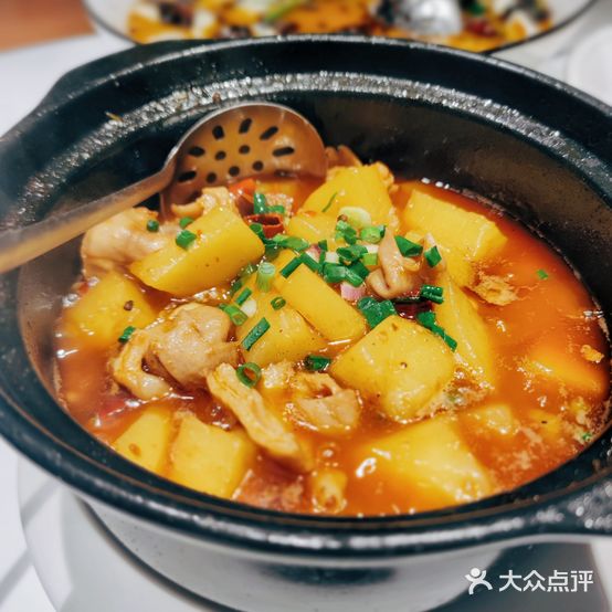 四川砂锅(教育路店)