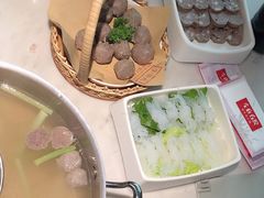 -左庭右院鲜牛肉火锅(浦江欢乐颂店)