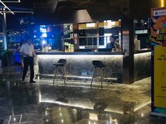 -异次元·LIGHT HOUSE·美食酒廊·休闲露台