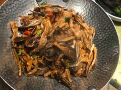 -雀舞云南菜(天津天河城购物中心店)