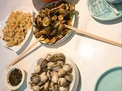 -嗨辣小聚·盘锦河蟹·海鲜烧烤龙虾(盘锦十年好店)