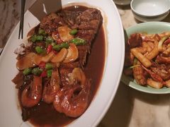 -弄堂里(西溪龙湖天街店)