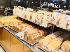 -罗森尼娜(德思勤店)