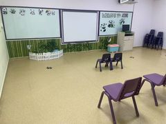 -瑞思少儿中心·少儿英语素养启蒙(勒泰直营校区)