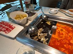 -海底捞火锅鲜切牛肉主题店(长寿路店)