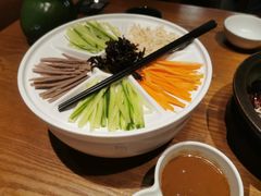 -云海肴·汽锅鸡·云南代表菜(天山百盛优客店)