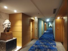 -上海虹桥西郊假日酒店