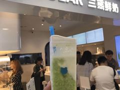 门面-兰熊鲜奶(西直门凯德mall店)