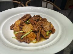 -闫府私房菜·老字号(恒隆店)