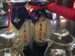 -小天鹅火锅·一线江景洪鼎旗舰店(洪崖洞店)