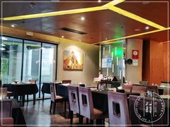 大堂-Efes Turkish & Mediterranean Cuisine 艾菲斯餐厅(陆家嘴店)