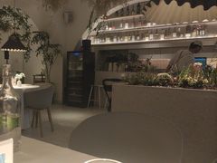 -春树下·树屋花房西餐厅(罍街AS1980店)