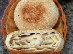 烧饼-清真喜兰老丁羊汤特色小吃