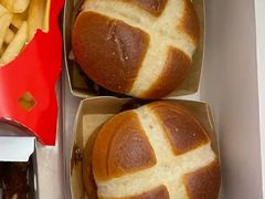 麦麦夜小堡-麦当劳(新塘万达广场分店)