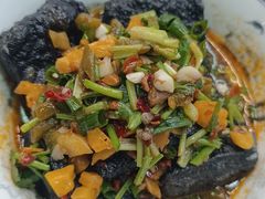 -黑白电视长沙小吃(美林M·LIVE天地东座店)