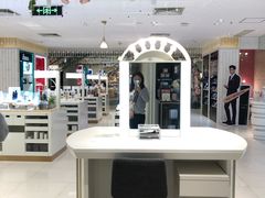 -梅龙镇广场