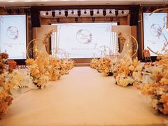 -经典婚纱摄影美学馆·私人定制