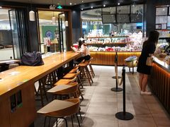 大堂-星巴克臻选(广州太古汇店)