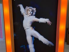 -交通银行前滩31演艺中心