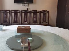 -壹零贰小馆(桂城石啃店)
