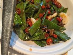 -八府香鸭·啫啫煲(华山路店)