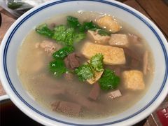 鸭血粉丝汤-香园茶社·金陵小灶(老门东店)
